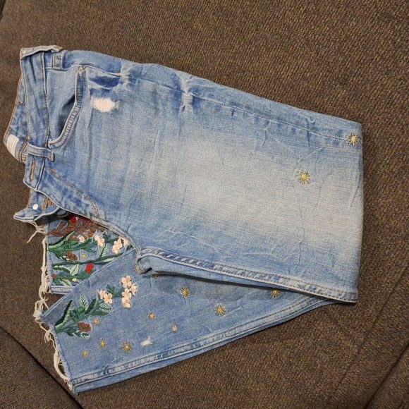 Jeans - Picture 2 of 4